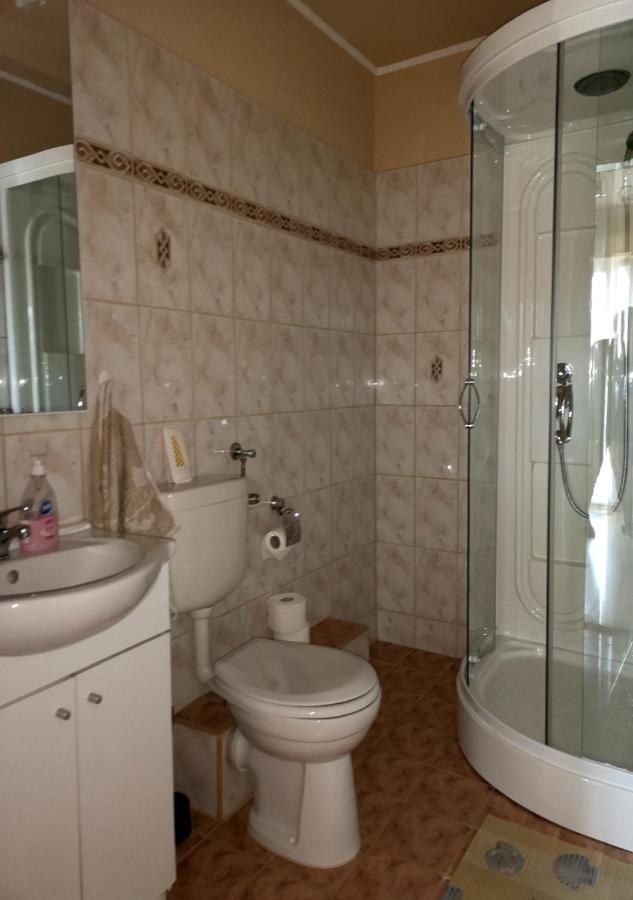 Vitorlas Apartmanhaz Siófok Extérieur photo